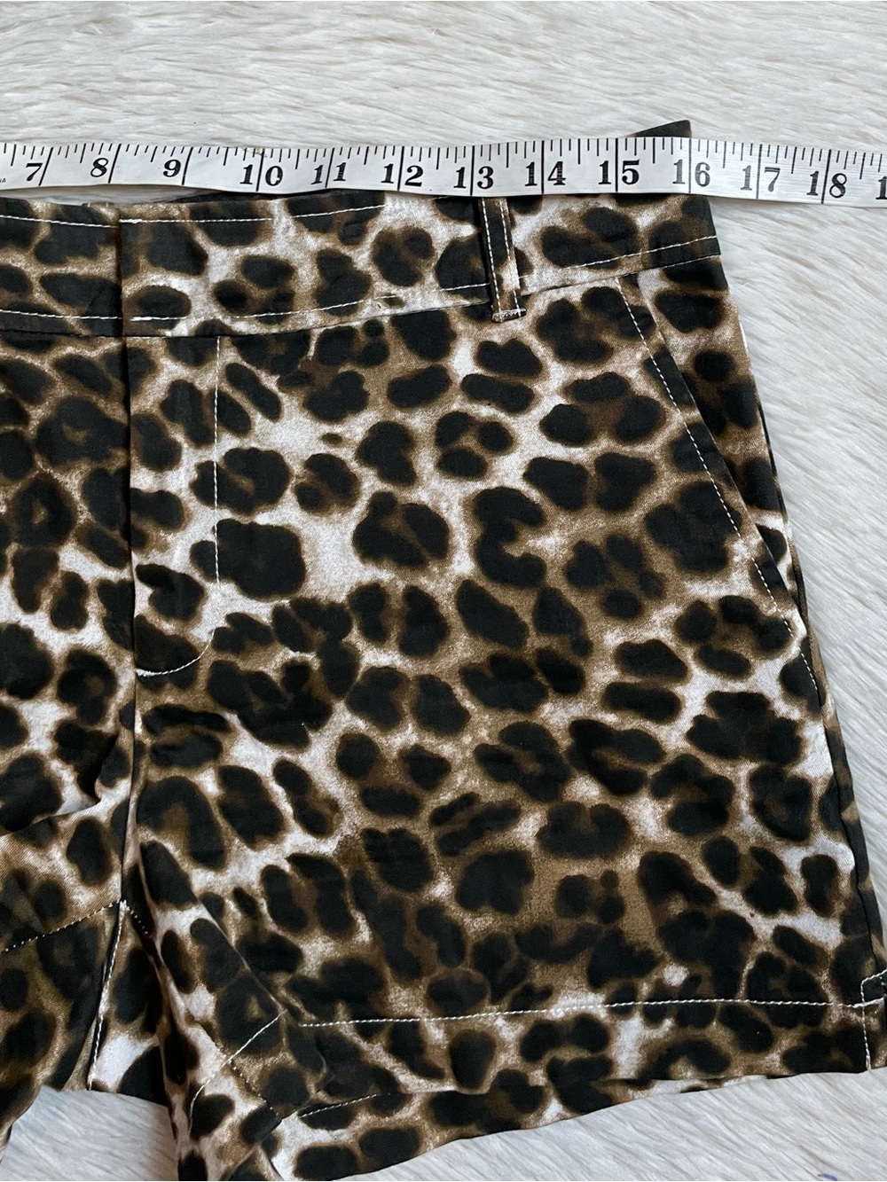 New York & company Leopard Print Women’s Shorts size 6 - Picture 14 of 17